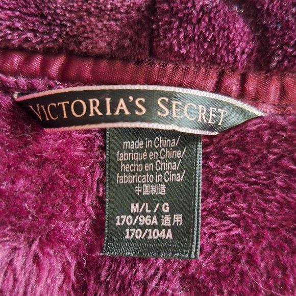 Victoria's Secret Monogramed House Coat in Burgundy Size Med/Large - Picture 11 of 12